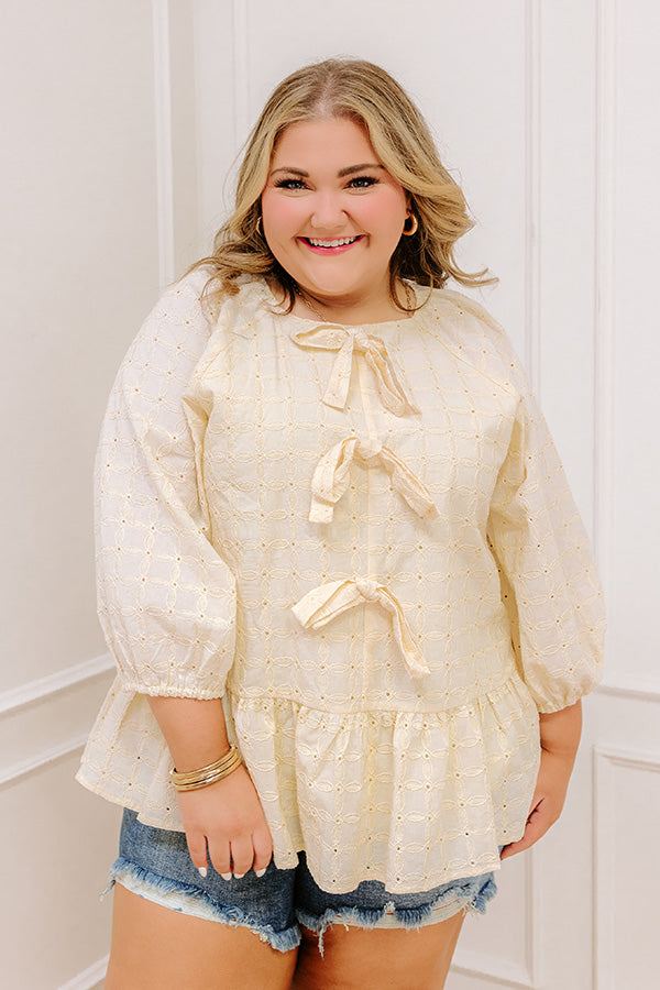 Buttercup Charm Eyelet Top Curves Image - 2