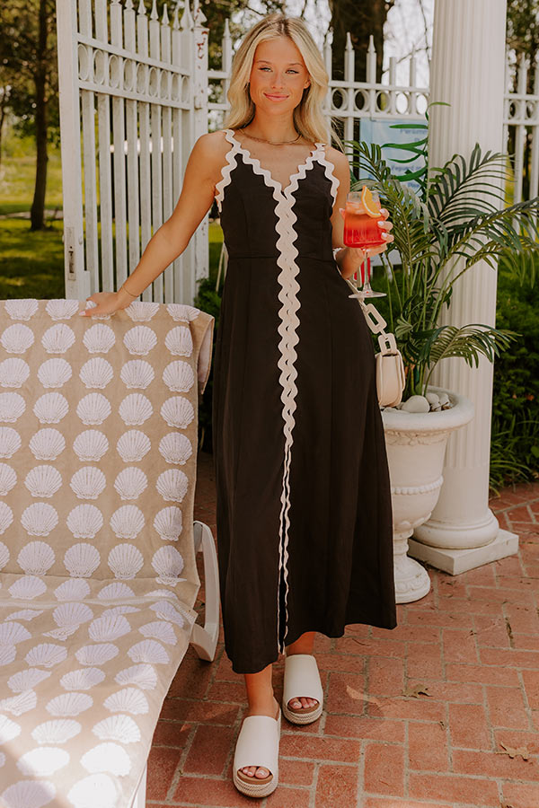 Cosmopolitan Chic Midi Dress Image 1