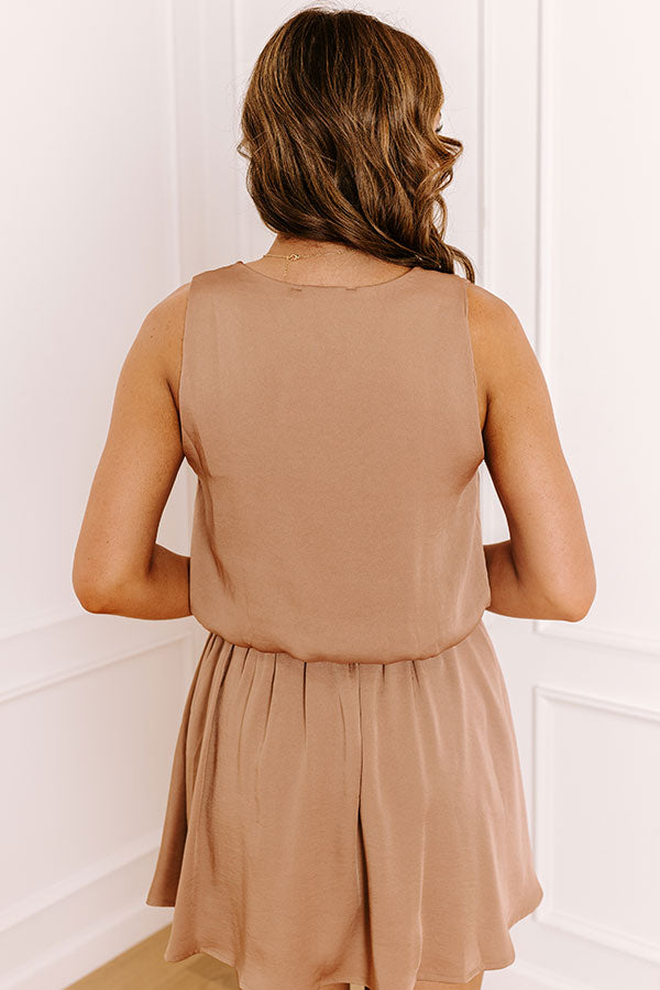 Skyline Chic Bubble Crop Top in Mocha Image 4