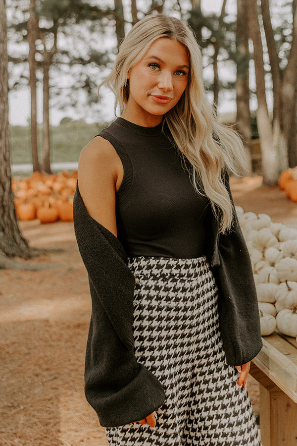 Snuggle Season Knit Cardigan in Black Image - 4