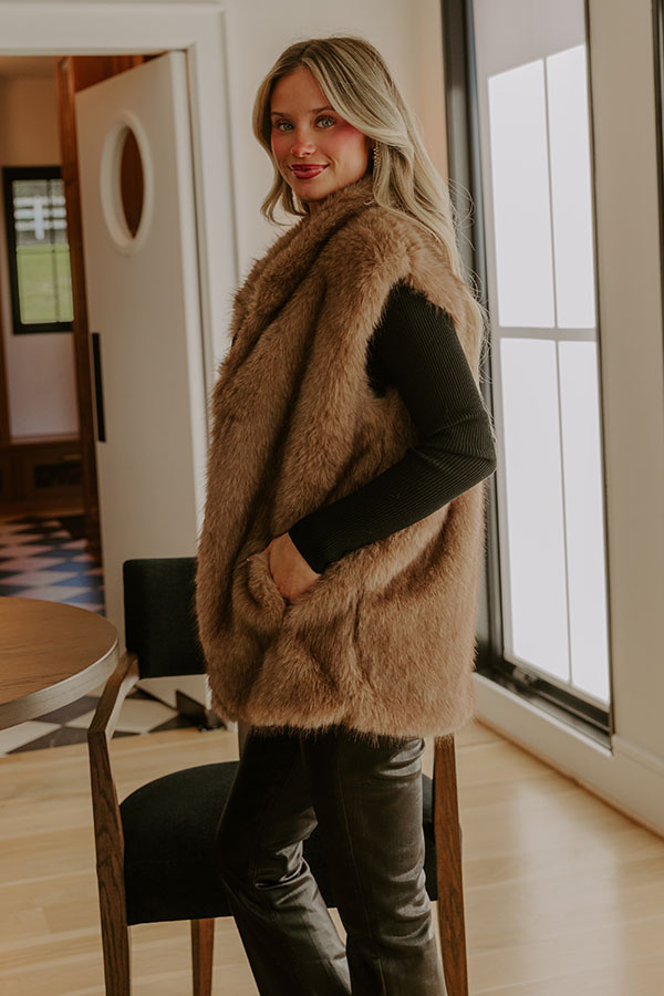 Midnight In France Faux Fur Vest in Mocha Image - 5