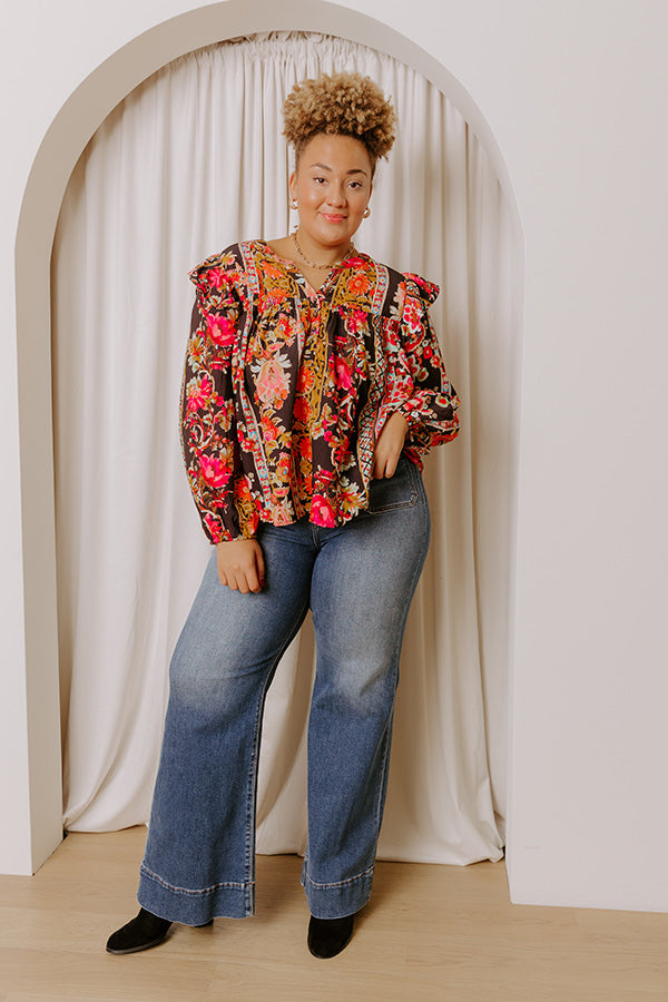 Garden Party Ready Floral Shift Top in Black Curves Image - 2