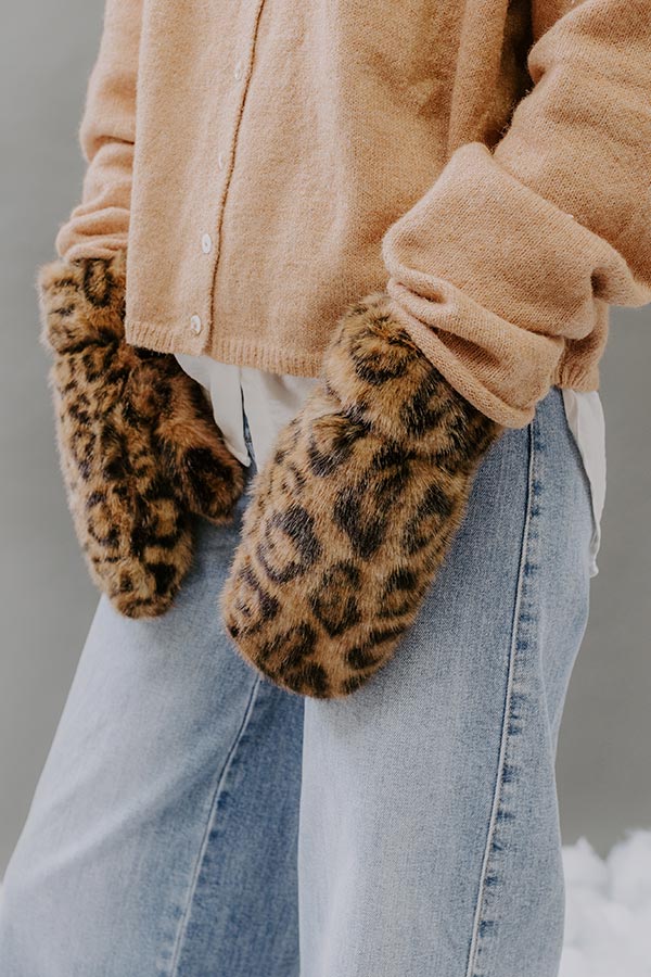 Leopard Luxe Faux Fur Mittens in Camel Image - 2