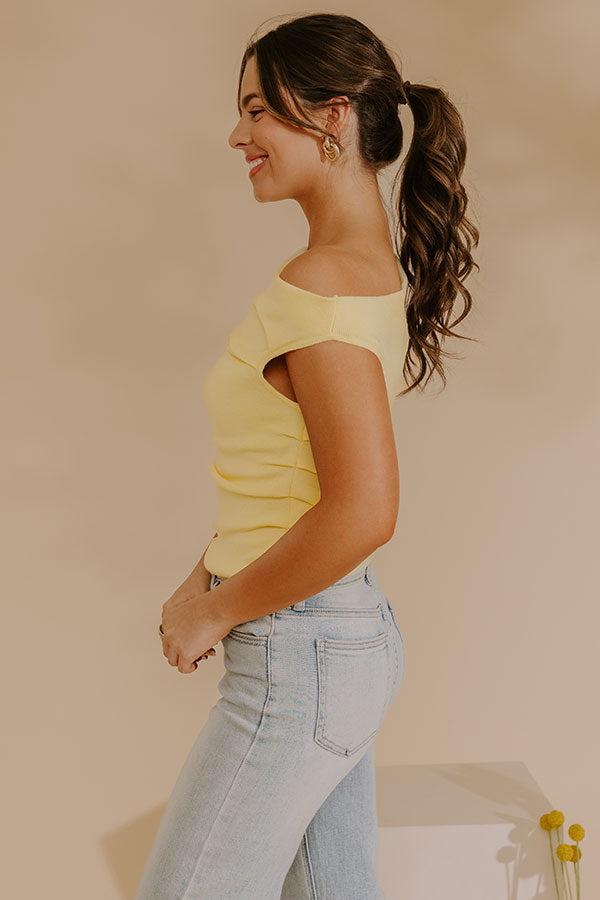 Stylish Staple Asymmetrical Knit Top in Yellow Image - 4